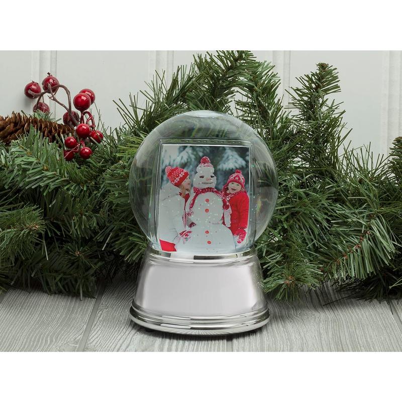 Glass Globe Picture, Photo Snow Globe with Silver Base Neil No brand