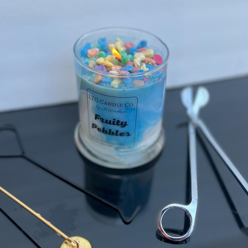 FRUITY PEBBLES Scented Candle - 100% Scented Soy Wax Candles, Cheerful Fruity Pebbles Aroma, Long Burn Time - Home Decor Candles Room Freshener