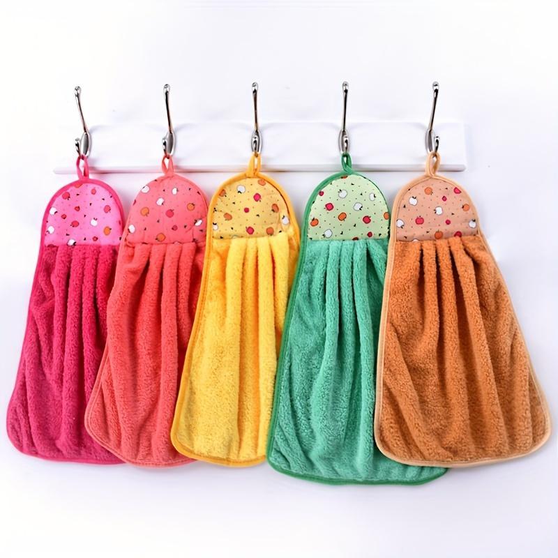 Random Color Coral Fleece Hand Towel, Hanging Cartoon Pattern Absorbent Hand Towel, Kitchen & Bathroom Cleaning Supplies