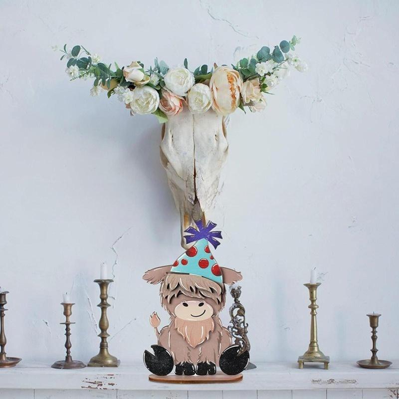 Christmas Wooden Highland Cow Design Decorations, 1 Set Cute Cartoon Animal Tiered Tray Ornament with Interchangeable Seasonal Hat, Tiered Tray Decorations for Home Decor, Room Decor, Fall Decor, Christmas Decor