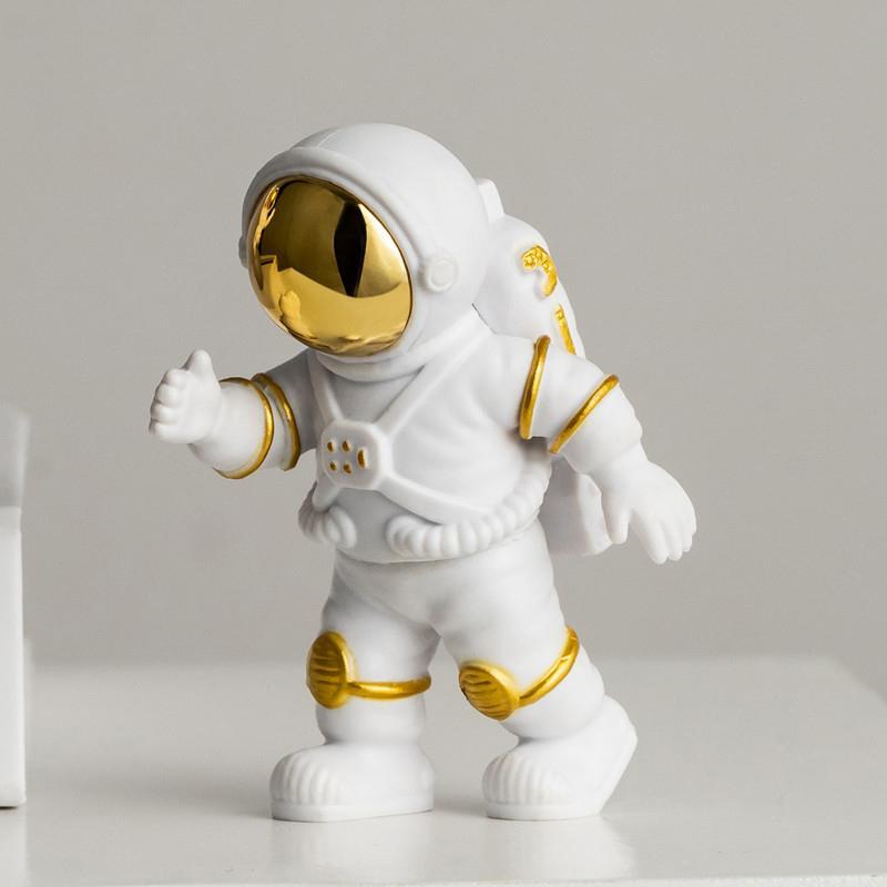 Astronaut Design Decorations, 3 Counts Creative Mini Astronaut Model Ornament Set, Desktop Decoration for Home Office Bedroom, Home Decor Supplies, Room Decor