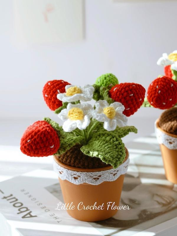 Crochet strawberry in pot, handmade strawberry, personalized gift, home decoration, desk decoration, strawberry in pot, knitted strawberry