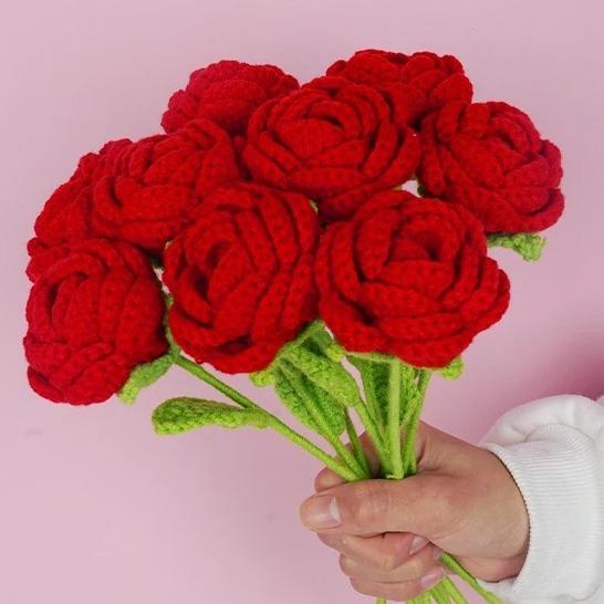 Christmas decoration bouquet, handmade 9 roses, artificial flowers without vase, home decoration, holiday decoration Crochet rose crochet  roses