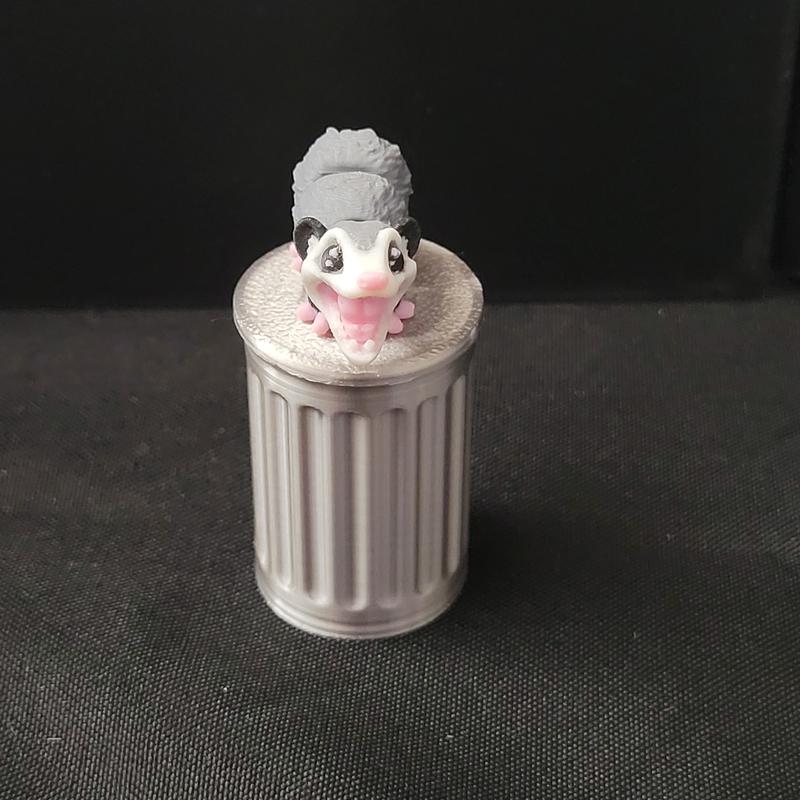 Mini Opossum Trash Can - High Quality 3D Printed Movable PLA Plastic Flexi Animal Desk Decoration Set