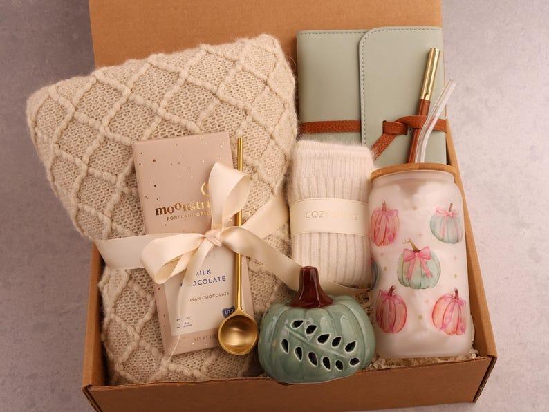 happy christmas Gift Box, Boo Basket, Season Gift, winte Gift Set, gift for women