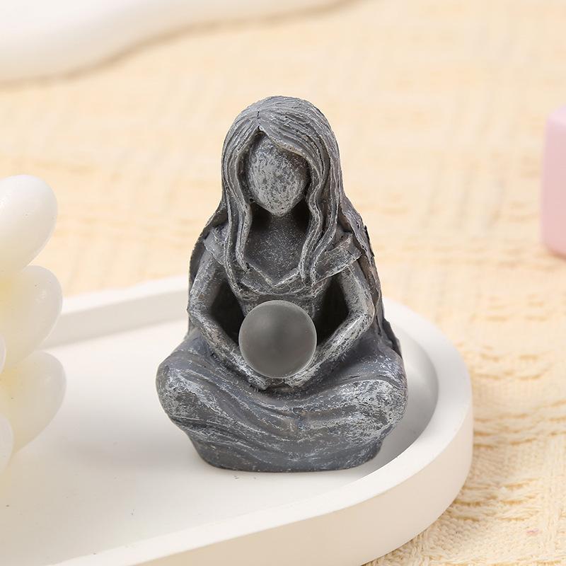 Moon Goddess Statue, 1 Count Creative Resin Ornament, Home Decor for Living Room Bedroom Garden, Ideal Decorative Ornament for Indoor & Outdoor