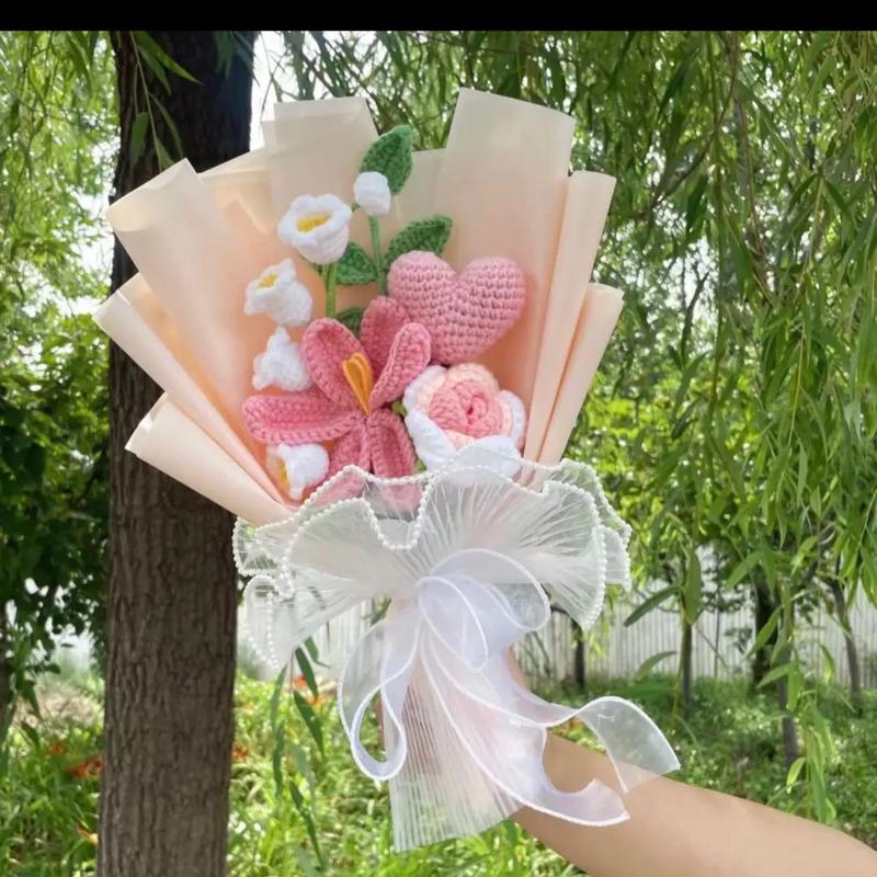 Crochet Rose Flowers Bouquet Gift | Free Gift Bag & Light | pink | Decor Decorative