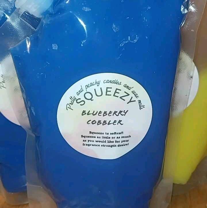 Squeezys (squeezable wax melts)