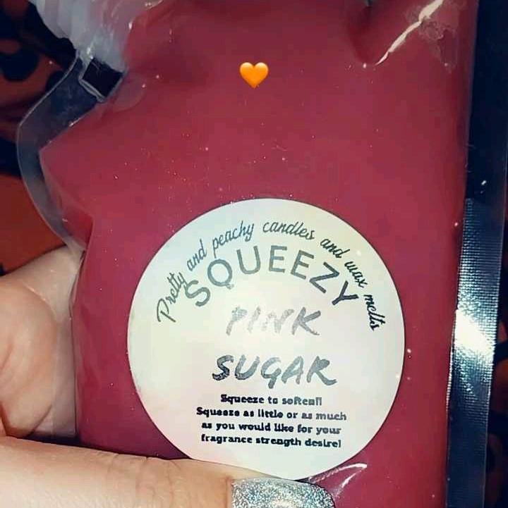 Squeezys (squeezable wax melts)