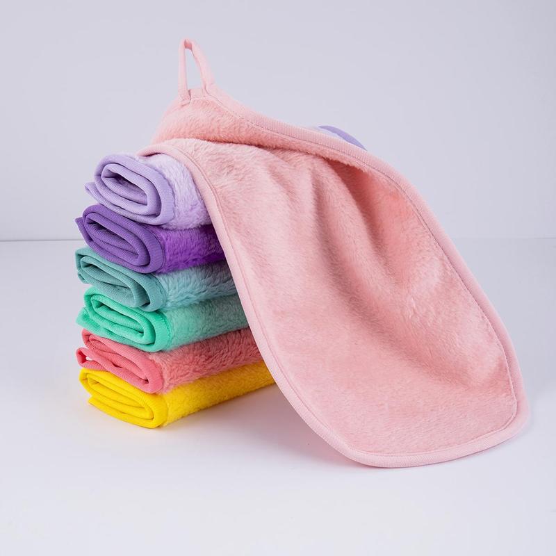 Random Color Reusable Facial Cleansing Towel, Soft Flannel Facial Washing & Skincare Towel with Hanging Hole, Makeup Remover Tool for Women